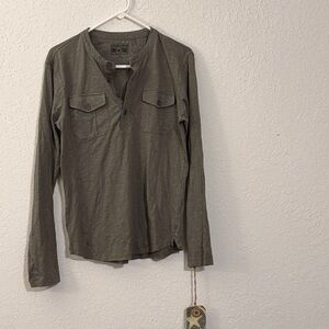 Converse Olive Button-Up Shirt y2k new with tags Henley, long sleeve